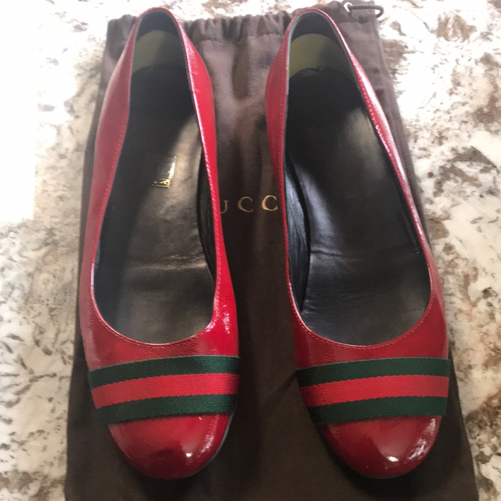 Gucci flats